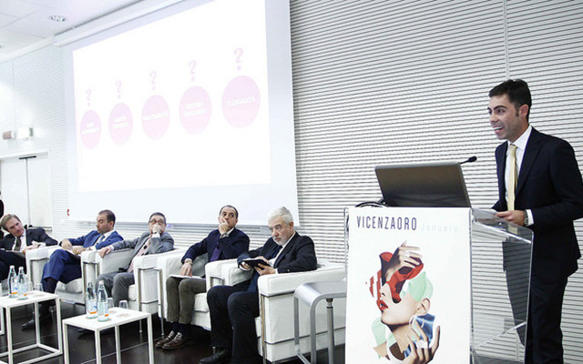 Crisi sotto la lente Vicenzaoro 25 Gennaio 2015