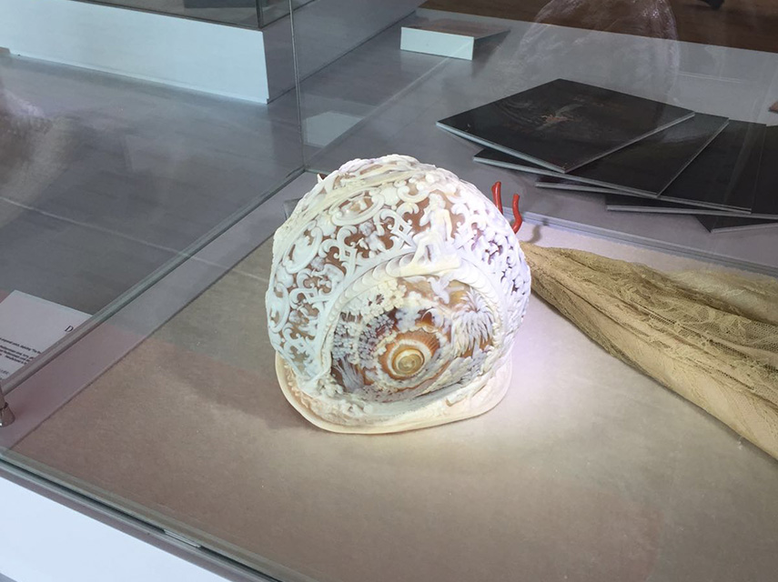 la Mostra “Seduzione senza tempo” consacrata anche in Oriente. 