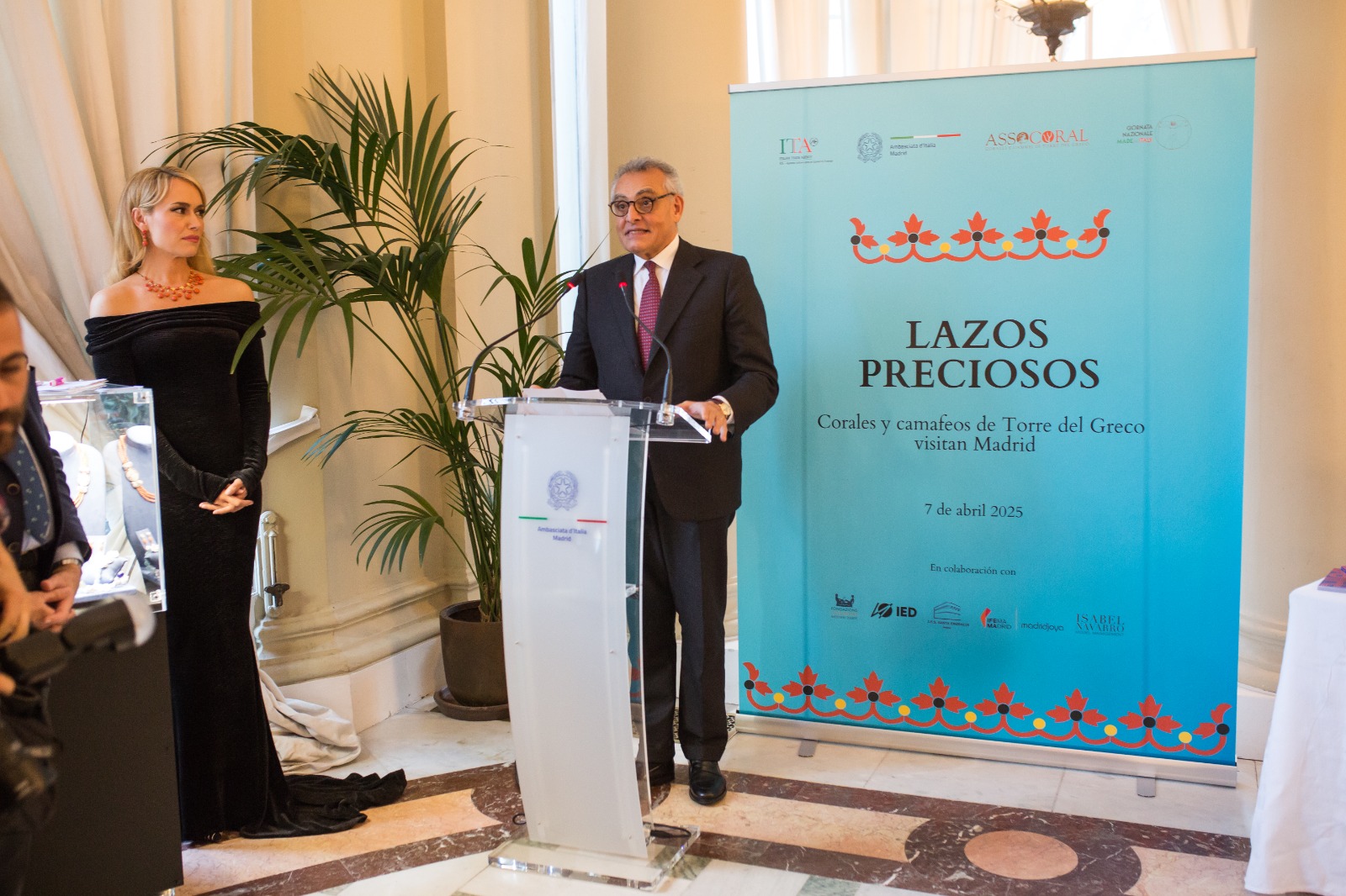 Made in Italy: coralli e cammei di Torre del Greco incontrano Madrid